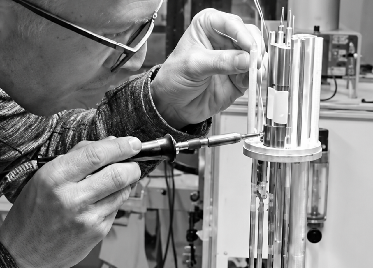 Nuclear Quadrupole Resonance (NQR) Probes